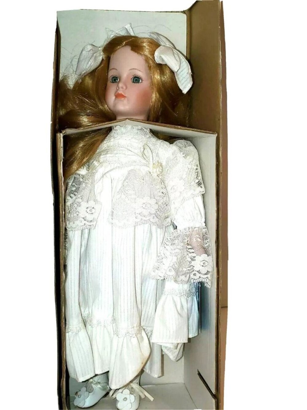 Kristal Savoy Porcelain Doll 16 in NIB Vintage First Ed